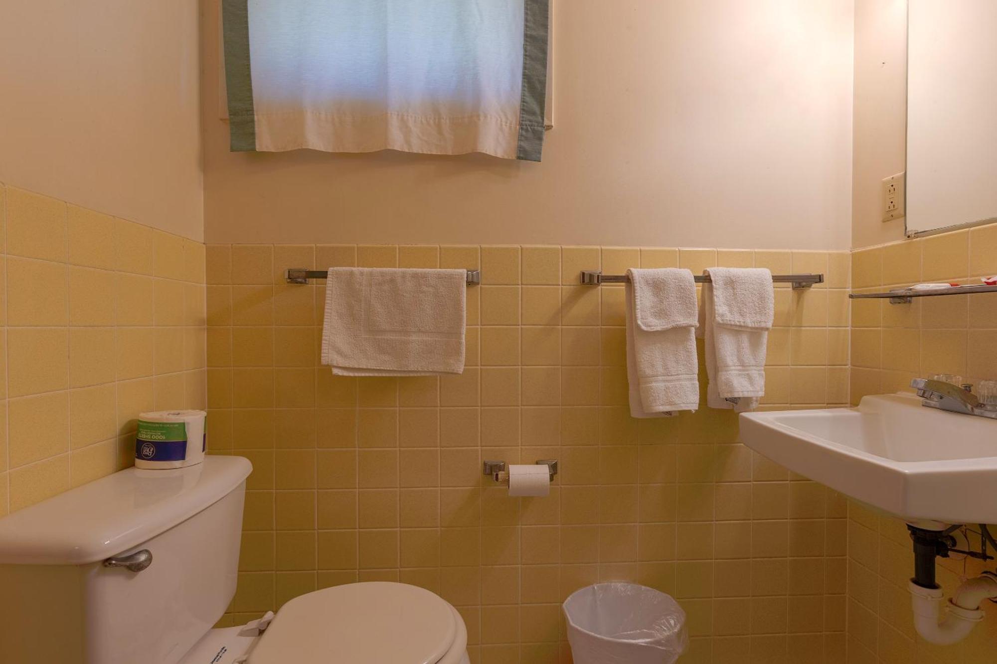 Parkside Motel By Oyo Meadville Conneaut Lake Conneaut Lakeshore Ngoại thất bức ảnh