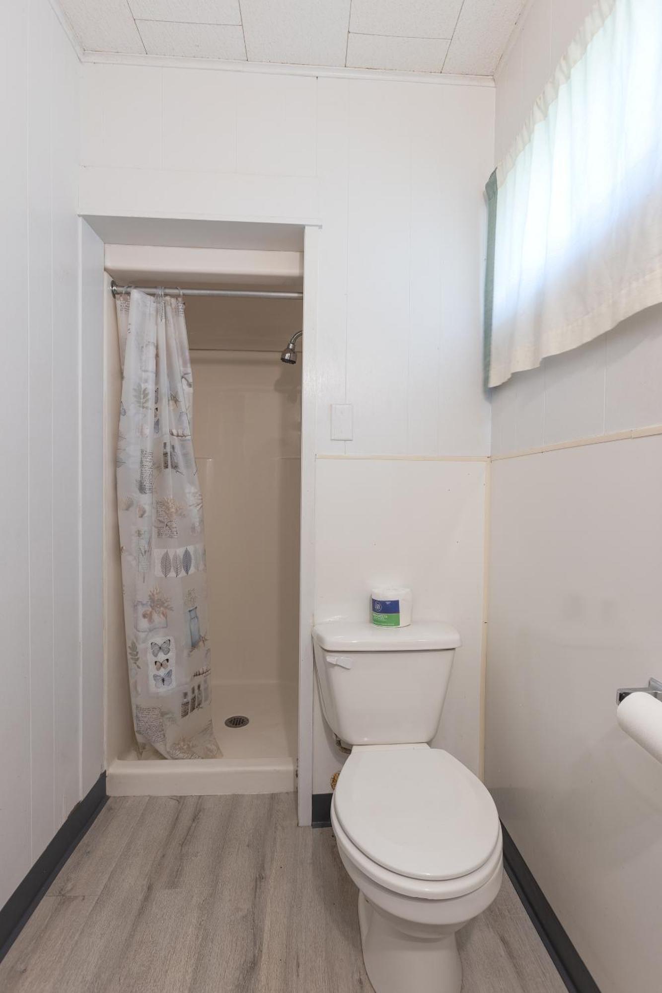 Parkside Motel By Oyo Meadville Conneaut Lake Conneaut Lakeshore Ngoại thất bức ảnh