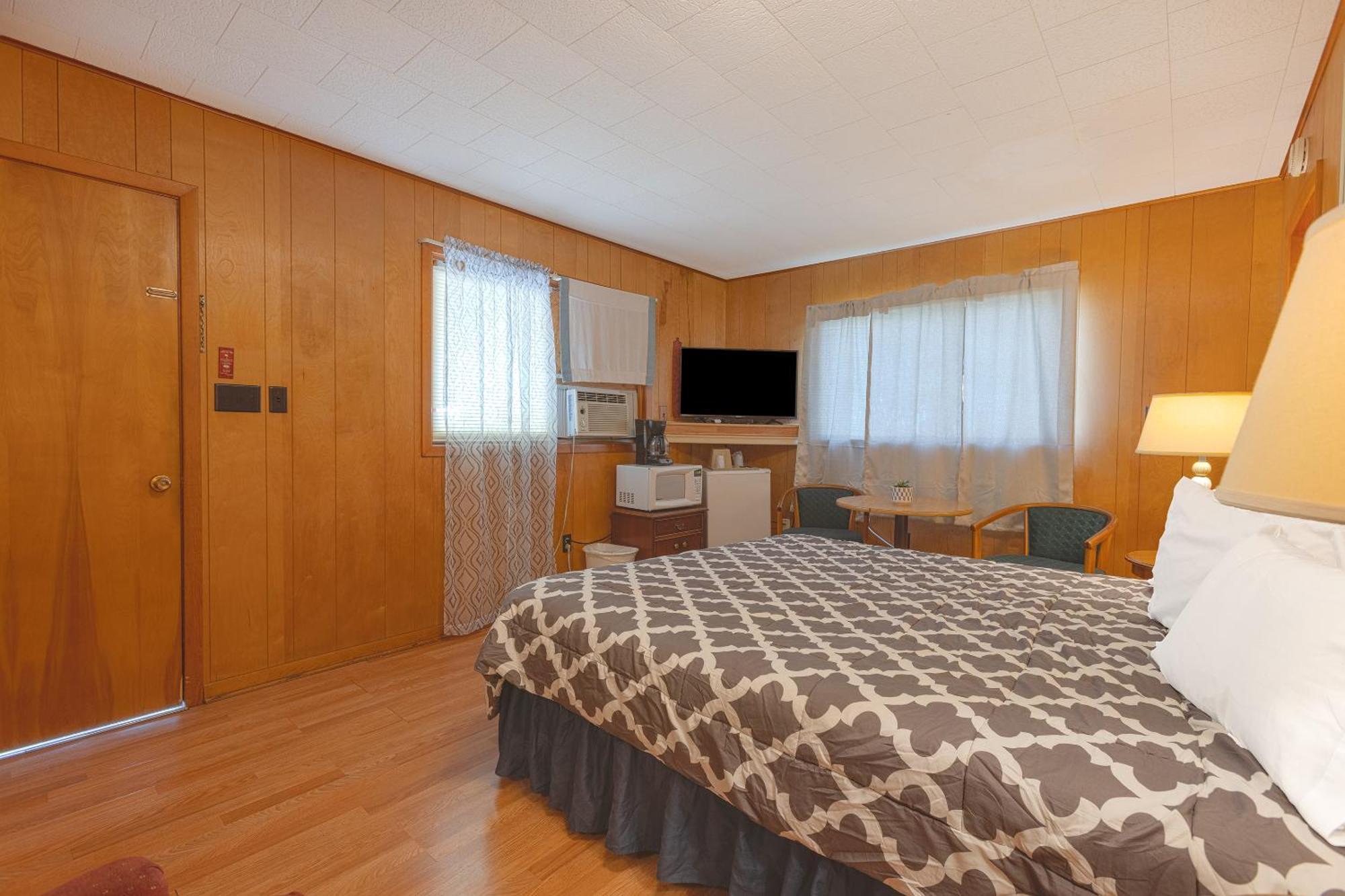 Parkside Motel By Oyo Meadville Conneaut Lake Conneaut Lakeshore Ngoại thất bức ảnh